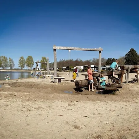Prázdninový dům Beachhouse Veluwemeer In Strandnaehe - Mit Extra Grossem Garten Inkl Hallenbadnutzung