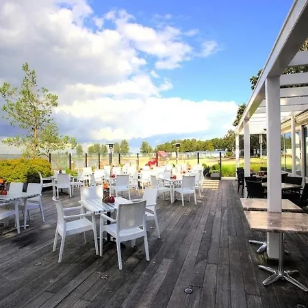 Casa vacanze Beachhouse Veluwemeer In Strandnaehe - Mit Extra Grossem Garten Inkl Hallenbadnutzung