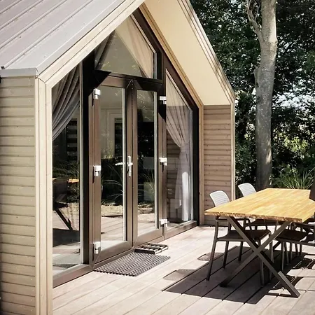 Beachhouse Veluwemeer In Strandnaehe - Mit Extra Grossem Garten Inkl Hallenbadnutzung フルスホルスト